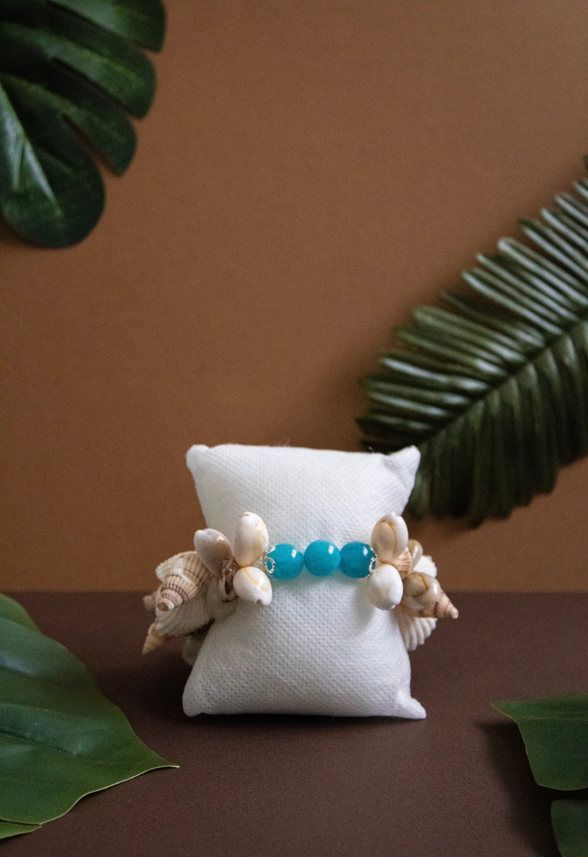 Bracelet coquillages et aigue-marine