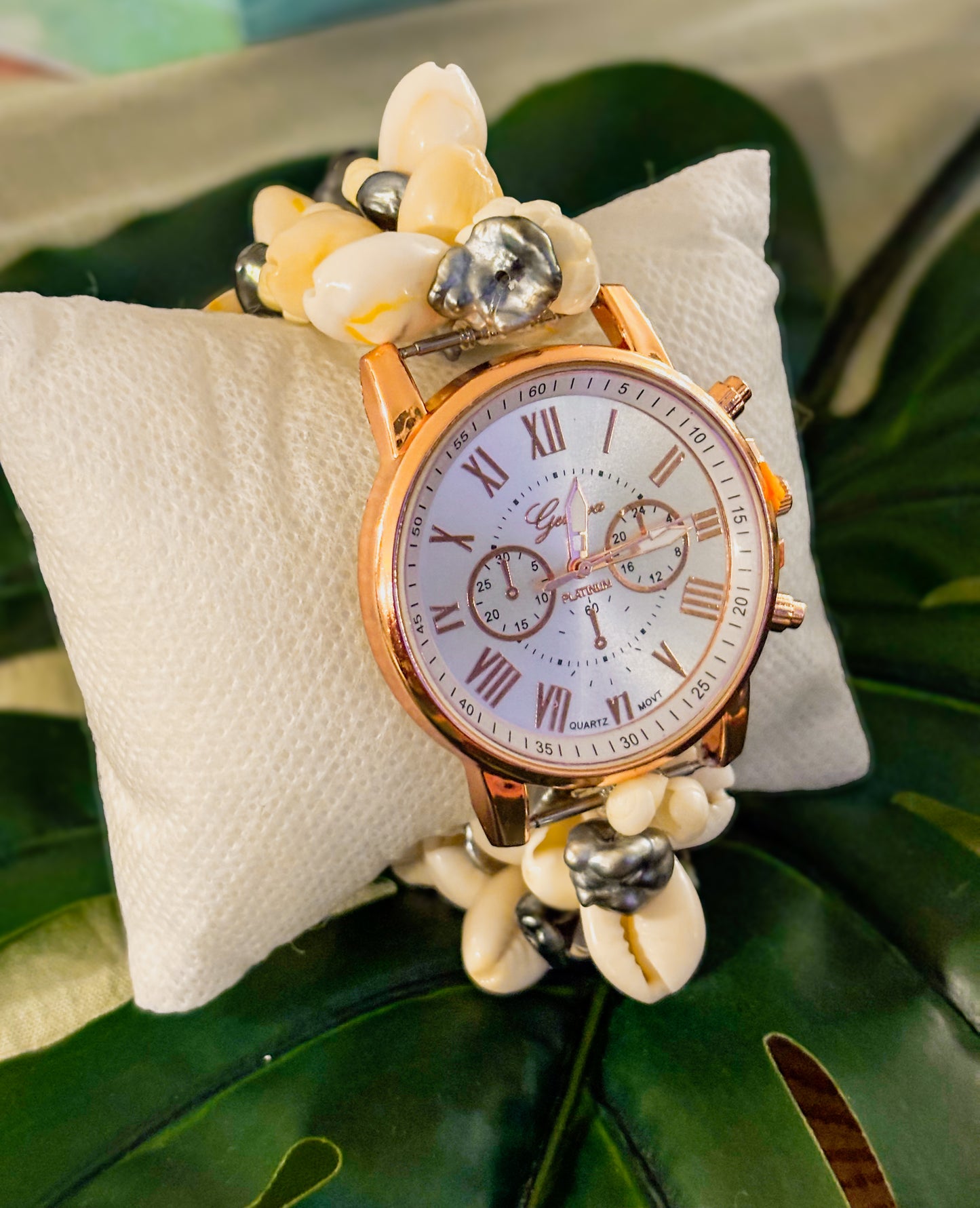 Montre coquillage +Keshi (perle de Tahiti)